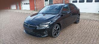 krockskadad bil auto Opel Corsa Bj:02-2022 GS-Line 1.2-Turbo Full-Led Led-Achterlichten Digitaal Cockpit Sport-modus Climatecontrol CruiseControl Stoelverwarming stuurwiel met verwarming Privacy glas 4xElektrische ramen Elektrische-spiegels Blindspot systeem Achteruitrijcamera Dimmende 2022/2