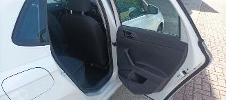 Volkswagen Polo Bj:01-2026 1.0Mpi Full-Led koplampen Cruisecontrol Digital Cockpit Stoelverwarming Lichtautomaat 4xElektrische ramen Elektrische-spiegels met verwarming Centrale vergrendeling met afstandsbediening Start-Stop Drivelane Parkeersensoren voor en achter picture 18
