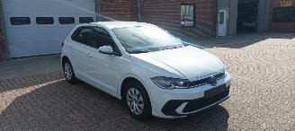 Volkswagen Polo Bj:01-2026 1.0Mpi Full-Led koplampen Cruisecontrol Digital Cockpit Stoelverwarming Lichtautomaat 4xElektrische ramen Elektrische-spiegels met verwarming Centrale vergrendeling met afstandsbediening Start-Stop Drivelane Parkeersensoren voor en achter picture 2