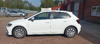 Volkswagen Polo Bj:01-2026 1.0Mpi Full-Led koplampen Cruisecontrol Digital Cockpit Stoelverwarming Lichtautomaat 4xElektrische ramen Elektrische-spiegels met verwarming Centrale vergrendeling met afstandsbediening Start-Stop Drivelane Parkeersensoren voor en achter picture 10