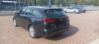 Kia Ceed Bj:09-2018 1.6-Diesel 136pk Full-Led koplampen Navi Leder Memory Sportstoelen Blindspot Drivelane JBL sound 4xStoelverwarming elektrische achterklep Automatische inparkeren keyless Entry Blindspot picture 11