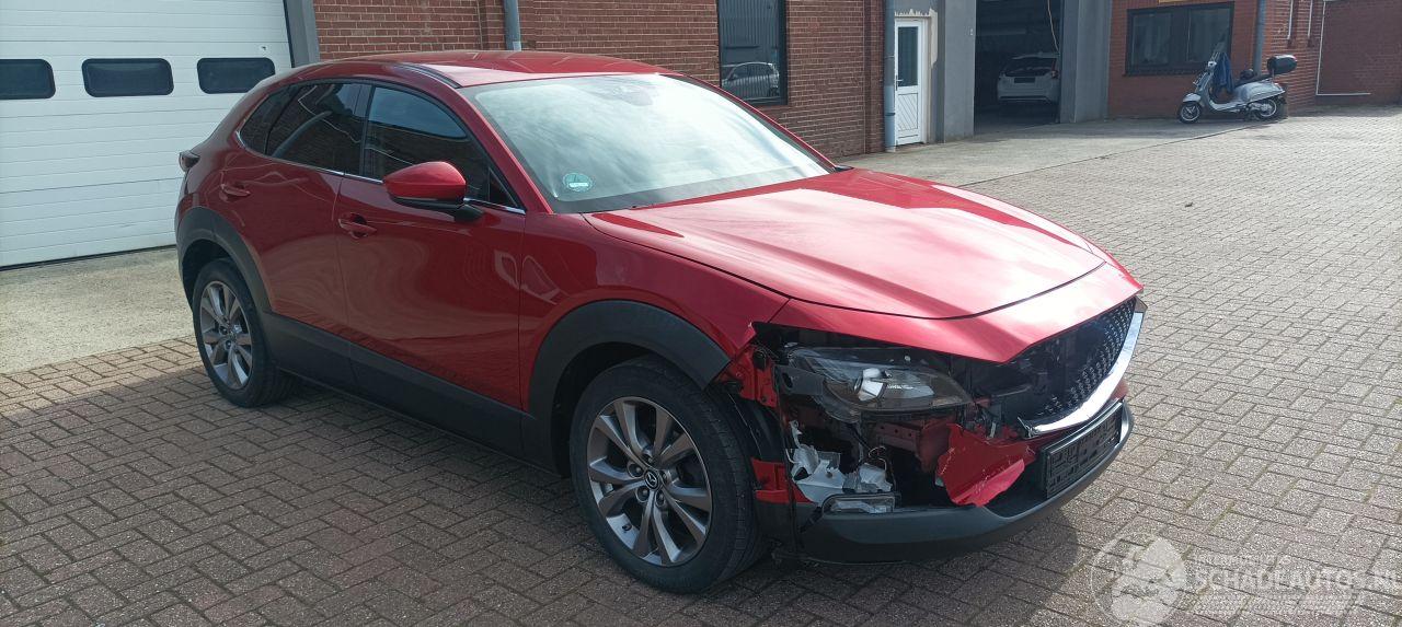Mazda CX-30 Bj: 08-2019 1.8-Diesel Full-Led Leder Sportstoelen Memory Navi Dab Bose sound Keyless entry Blindspot Drivelane Privacy glas Elektrische achterklep Led verlichting Parkeersensoren voor en achter