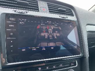 Volkswagen Golf e-Golf  -NAVI-PDC picture 28