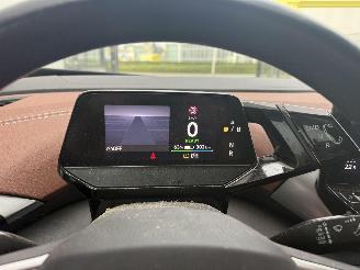 Volkswagen ID.5 PRO 77 kWh 204 PK -NAVI-PDC-CRUISE picture 17