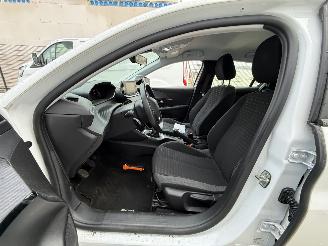Peugeot 208 1.2 PureTech Blue Lease Active picture 8
