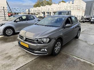 Unfallwagen Volkswagen Polo 1.0 TSI Comfortline Business-NACI-CLIMA-PDC 2019/10