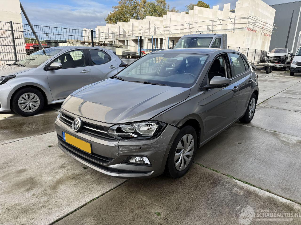 Volkswagen Polo 1.0 TSI Comfortline Business-NACI-CLIMA-PDC