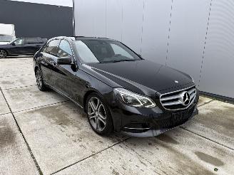 skadebil auto Mercedes E-klasse 220 d BleuTEC-AUTOMAAT-SCHUIFDAK-LEDER-NAVI 2017/3