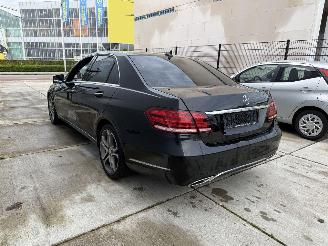 Mercedes E-klasse 220 d BleuTEC-AUTOMAAT-SCHUIFDAK-LEDER-NAVI picture 4