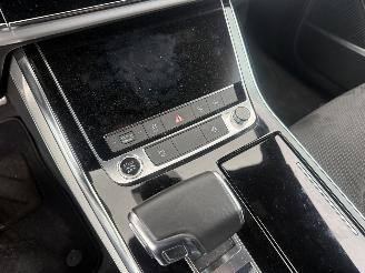 Audi Q8 55 TFSI e QUATRO S-LINE LUCHTVERING-CAMERA-KEYLESS picture 22