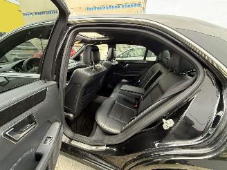 Mercedes E-klasse 220 d BleuTEC -AUTOMAAT-LEDER-NAVI-SCHUIFDAK picture 9