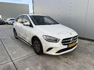 Mercedes B-klasse 200 d AUTOMAAT 150 PK -CAMERA-PDC picture 2