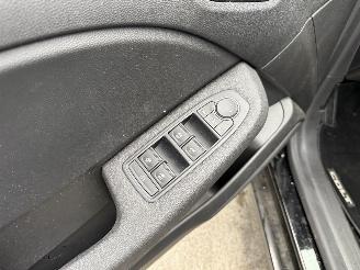 Mitsubishi Colt 1.0 T MT INTENSE CAMERA-CRUISE-CLIMA picture 13