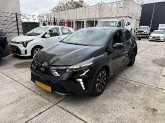 Vaurioauto  passenger cars Mitsubishi Colt 1.0 T MT INTENSE CAMERA-CRUISE-CLIMA 2023/12