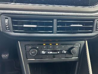 Volkswagen Polo 1.0 TSI R-Line Edition -NAVI-PDC-CLIMA picture 10