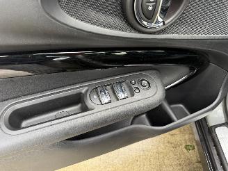 Mini Clubman 1.5 Cooper Business Edition PANO - KEYLESS - LED picture 14