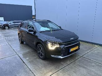 skadebil auto Kia Niro 1.6 GDi Hybrid DynamicPlusLine SCHUIFDAK - CAMERA - HUD 2025/9