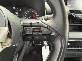 Toyota Yaris 1.5 HYBRID 141 PK-CAMERA-NAVI-PDC picture 15