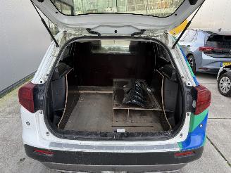 Suzuki Vitara 1.4 Boosterjet Allgrip Select 4X4 140PK AUTOMAAT - CAMERA picture 10