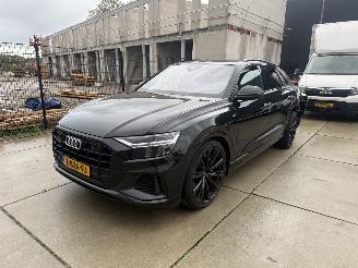 Voiture accidenté Audi Q8 55 TFSI e QUATRO S-LINE -PLUG IN HYBRID -CAMERA-KEYLESS-LUCHTVERING 2021/7