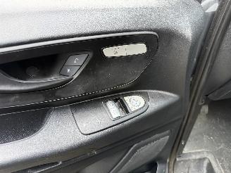 Mercedes Vito 116CDI 4X4 9G-Tronic EXTRA LANG 163PK - CAMERA - CRUISE picture 13