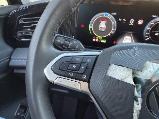 Volkswagen Tiguan 1.5 eHybrid PHEV Life Edition CAMERA - KEYLESS - NAVI - SFEER picture 18