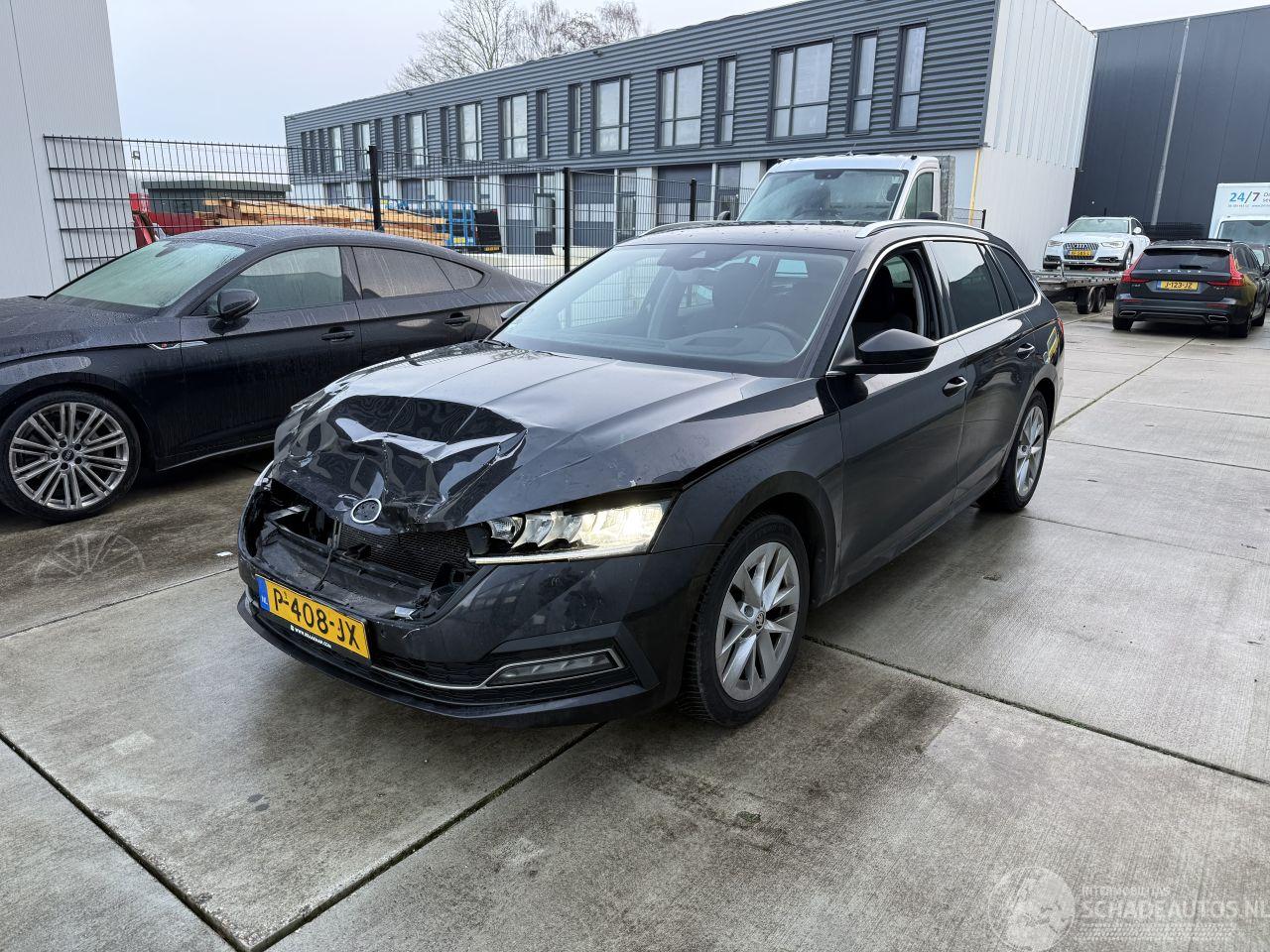 Skoda Octavia 1.0 E-tsi BUSS EDITION PLUS AUTOMAAT - HUD - KEYLESS