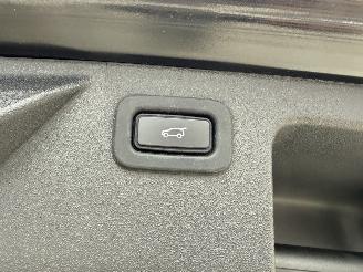 Land Rover Discovery Sport P300e 1.5 HSE 4X4 PLUG IN HYBRID -PANO-CAMERA-NAVI-LEDER picture 12