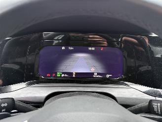 Volkswagen Golf 1.4 eHYBRID PHEV STYLE 204 PK0NAVI-IQ LICHT-PDC picture 18