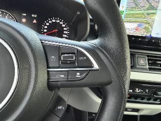 Suzuki Swift 1.2 Comfort Smart Hybrid CAMERA - CARPLAY - KEYLESS picture 16