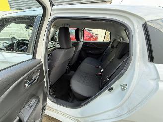 Suzuki Swift 1.2 Comfort Smart Hybrid CAMERA - CARPLAY - KEYLESS picture 9