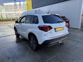Suzuki Vitara 1.4 Boosterjet AllGrip Select 4X4 CAMERA - NAVI - LED picture 4