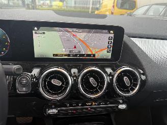 Mercedes B-klasse 180 Business Solution AUTOMAAT-PANO-CAMERA-NAVI-LEDER picture 17