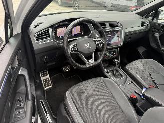 Volkswagen Tiguan 1.4 TSI e-HYBRID PHEV R-LINE Business+ PANO-KEYLESS-NAVI-360 CAMERA picture 3