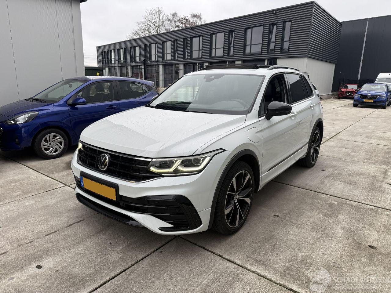 Volkswagen Tiguan 1.4 TSI e-HYBRID PHEV R-LINE Business+ PANO-KEYLESS-NAVI-360 CAMERA