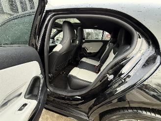 Mercedes A-klasse 220 Premium Plus AUTOMAAT-PANO-NAVI-LEDER picture 10