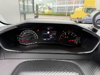 Peugeot 208 1.2 PureTech 75 Style -AIRCO-PDC picture 17