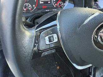 Volkswagen Polo 1.0 TSI Comfortline Business 95 PK-NAVI-PDC picture 15