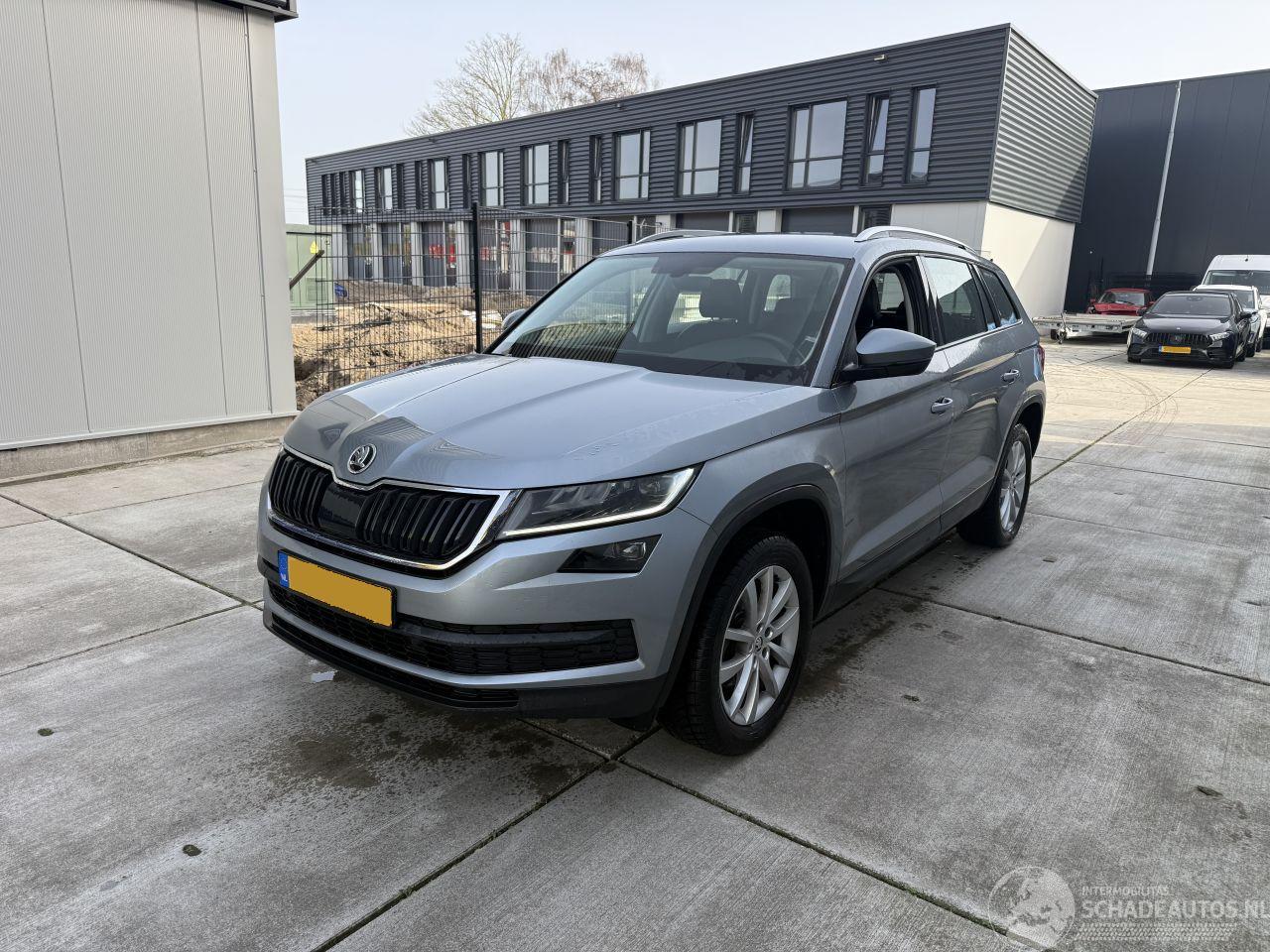Skoda Kodiaq 1.5 TSI Business Edition 7P -AUTOMAAT-NAVI-CAMERA-PDC