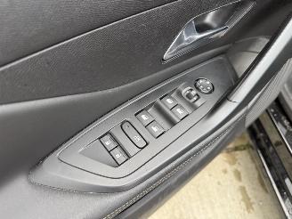 Peugeot 308 1.2 PureTech Allure AUTOMAAT-PDC-NAVI-CAMERA picture 13