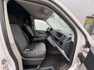 Volkswagen Transporter 2.0 TDI COMFIRTLINE -AIRCO-PDC picture 10