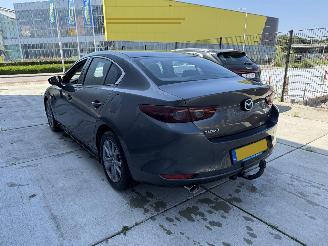 Mazda 3 2.0 e-SkyActiv-X M HYBRID 180 -NAVI-PDC-CLIMA picture 4