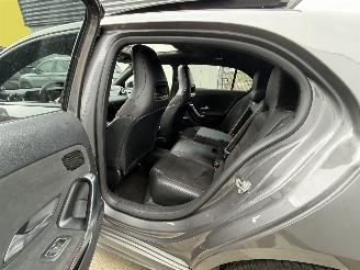 Mercedes A-klasse A250e Business Solution AMG Limited PANO - SFEER - LED picture 10