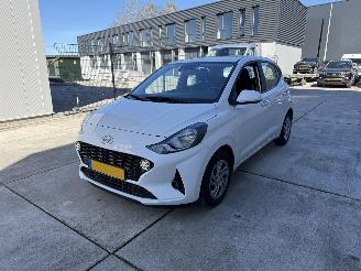 Voiture accidenté Hyundai I-10 1.0 Comfort AIRCO - CENTRALE DEURVERGRENDELING - LED 2023/4
