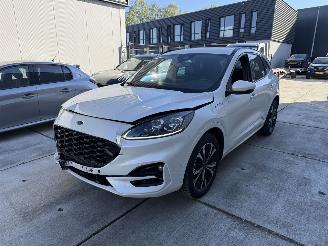skadebil auto Ford Kuga 2.5 PHEV ST-Line X 210 PK -NAVI-CAMERA-PDC 2021/7