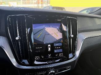 Volvo V-60 2.0 B3 R-DESIGN AUTOMAAT-PANO-CAMERA-NAVI picture 21