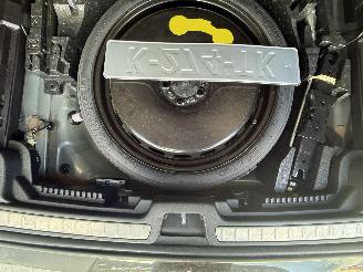 Volvo V-60 2.0 B3 R-DESIGN AUTOMAAT-PANO-CAMERA-NAVI picture 13