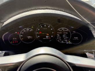 Porsche Cayenne 3.0 E-Hybrid Platinum Edition PANO - BOSE - KEYLESS picture 20