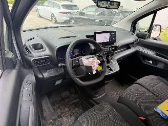 Opel Combo 1.5 BlueHDi 130 S&S L2 AUTOMAAT - CAMERA - 131PK - LED picture 3