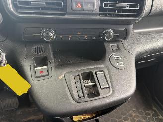 Opel Combo 1.5 BlueHDi 130 S&S L2 AUTOMAAT - CAMERA - 131PK - LED picture 18